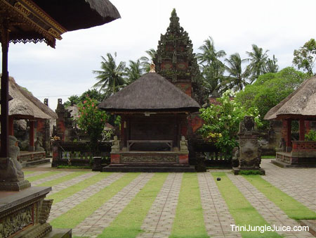 bali2004-104