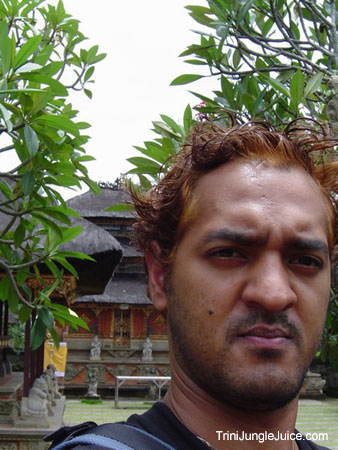 bali2004-105