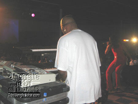 flames0404-12