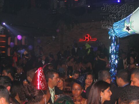newyearseve04-02