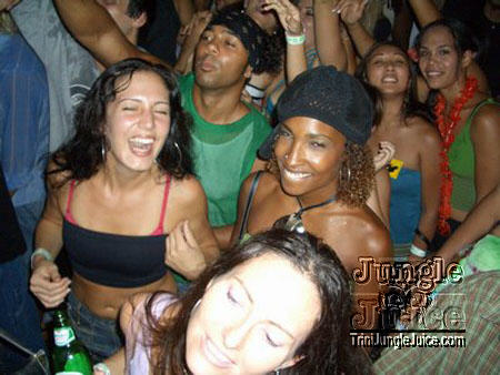 rootsfest04-006