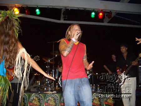 rootsfest04-013