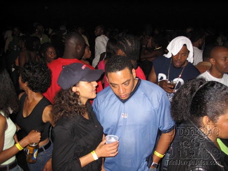 taboo+dc2004-048