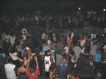 taboo+dc2004-077