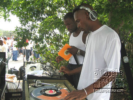 vifest04-02