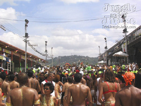 tntc2k5_tribe_mon-012