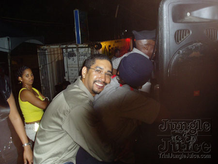 caution_2005-37