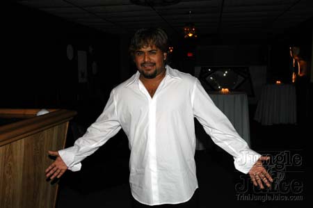 2005_dc_glow-04