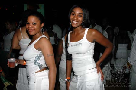 2005_dc_glow-43