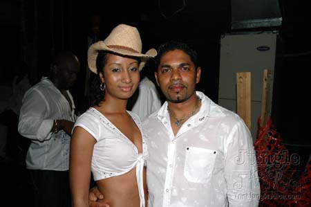 2005_dc_glow-45