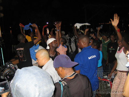 genesis_2k6_launch-081
