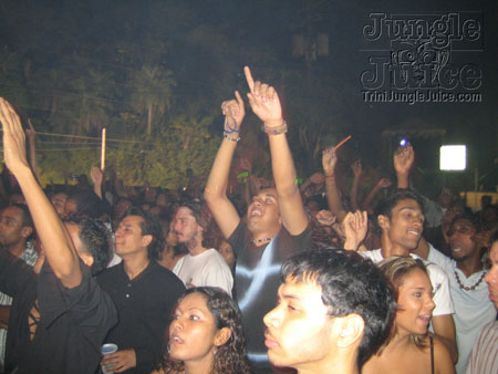 global_meeting-100