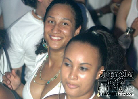 glow_london_2005-06