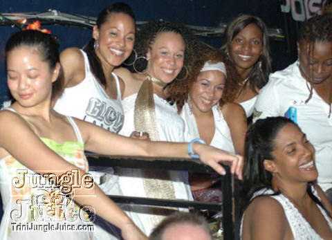 glow_london_2005-45