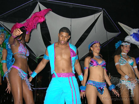 masquerade_ball-25