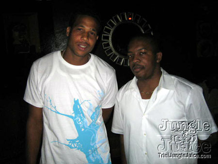rumors_dc-17
