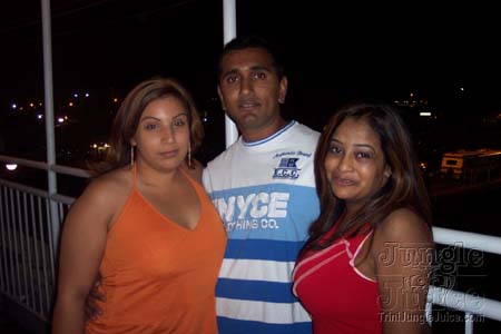 soca_on_rooftop-12