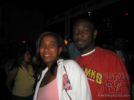 soca_on_rooftop-32