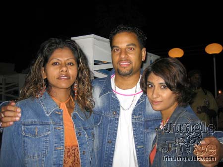 soca_on_rooftop-57