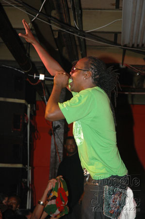 ac_ny_2006-029