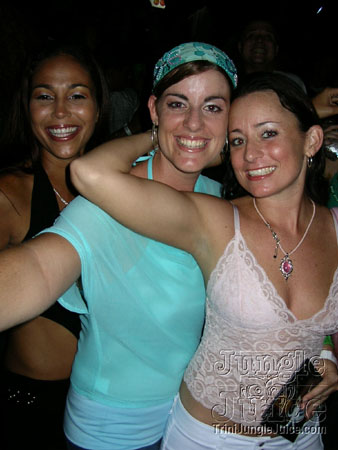 amnesia_2006-122