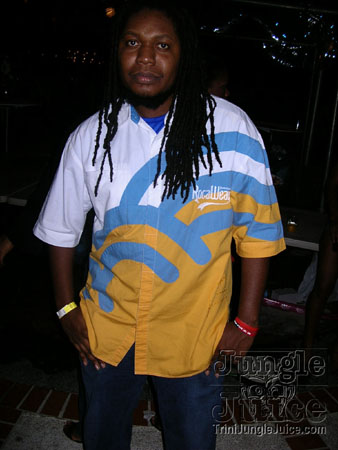 amnesia_2006-175