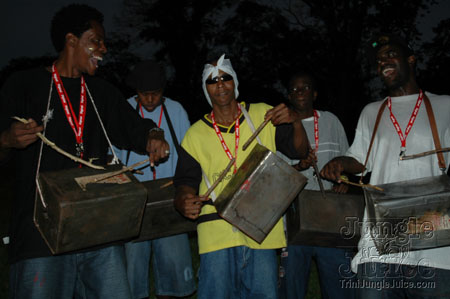 beach_house_carnival_2006-110