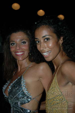 beach_house_carnival_2006-125
