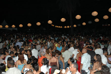 beach_house_carnival_2006-139