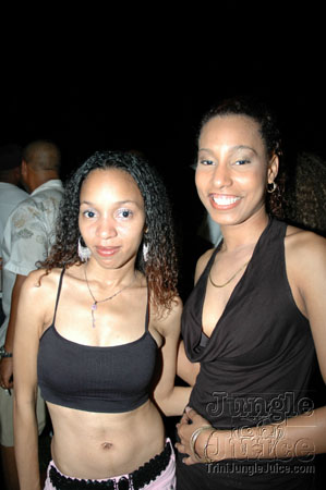 beach_house_carnival_2006-156