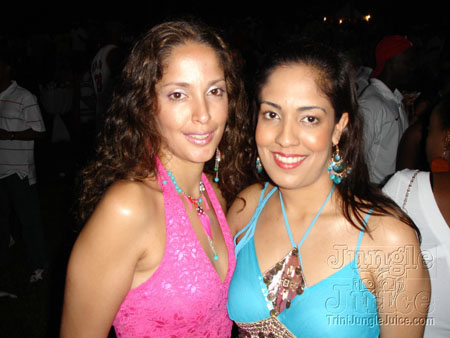 beach_house_carnival_2006-213
