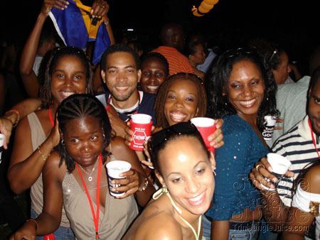 beach_house_carnival_2006-224