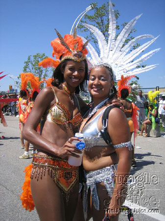 caribana_parade_pt2-075