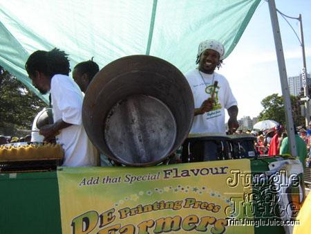 caribana_parade_pt2-129