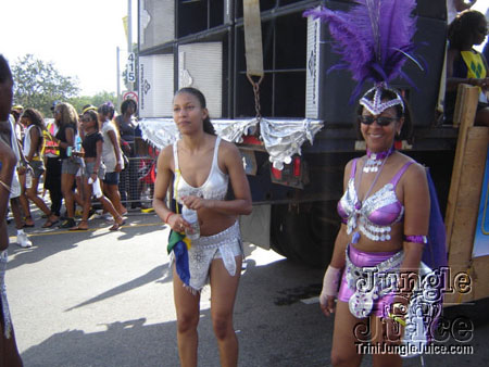 caribana_parade_pt2-148