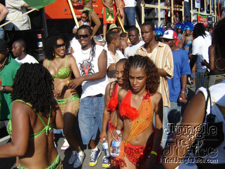 caribana_parade_pt2-160