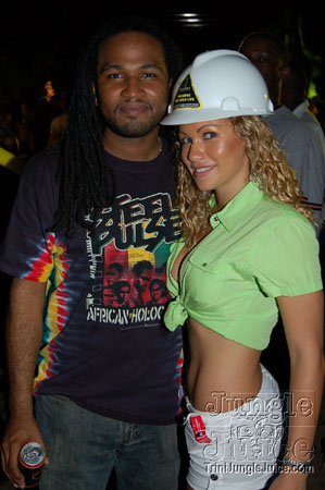 caution_2006-02