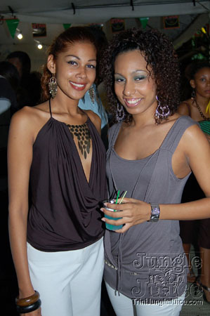 caution_2006-04