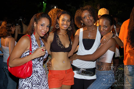 caution_2006-44