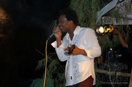 caution_2006-53