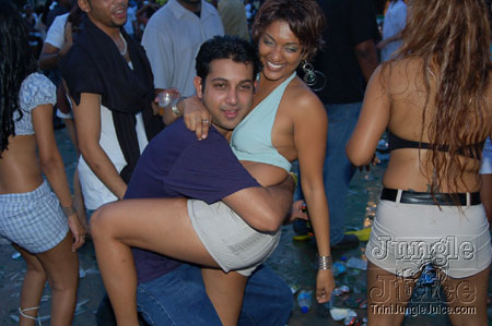 caution_2006-75