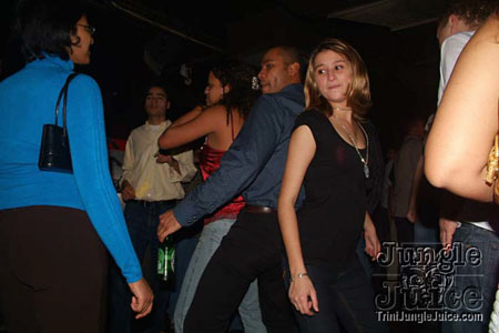 cuchi_la_la_2006-12