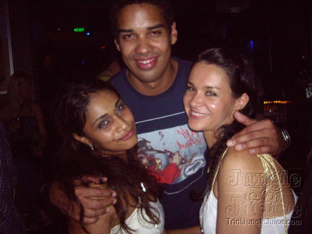 escape_2_soca-14