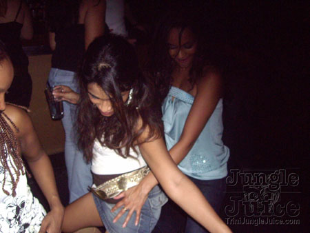escape_2_soca-15