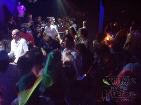 escape_2_soca-26