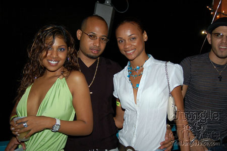 extravagance-09
