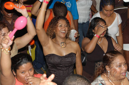 miami_flygirls_fiesta-73