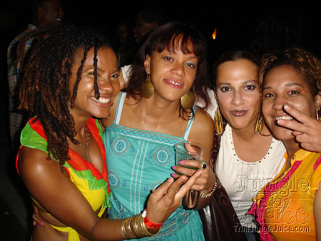 miami_flygirls_fiesta-85