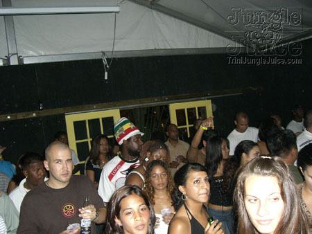 gen_x_bandlaunch_2006-17