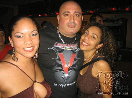 home_4_carnival-27